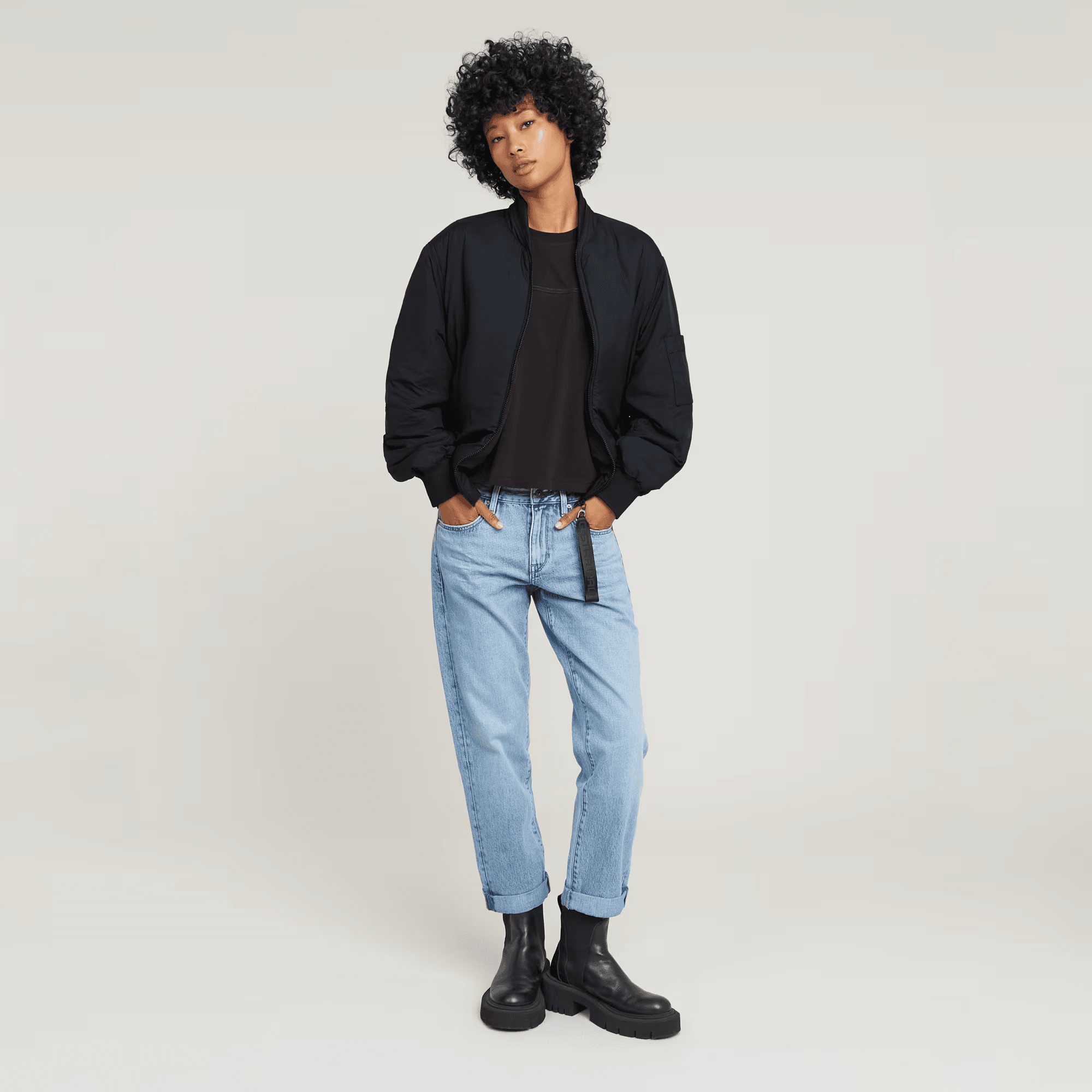 Kate Boyfriend Jeans in Sun Faded Blue Cape